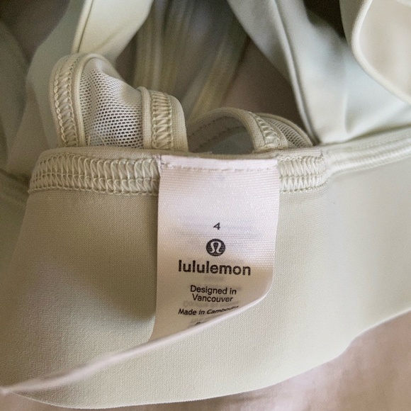 lululemon Geared to Train Bra - Picture 5 of 5